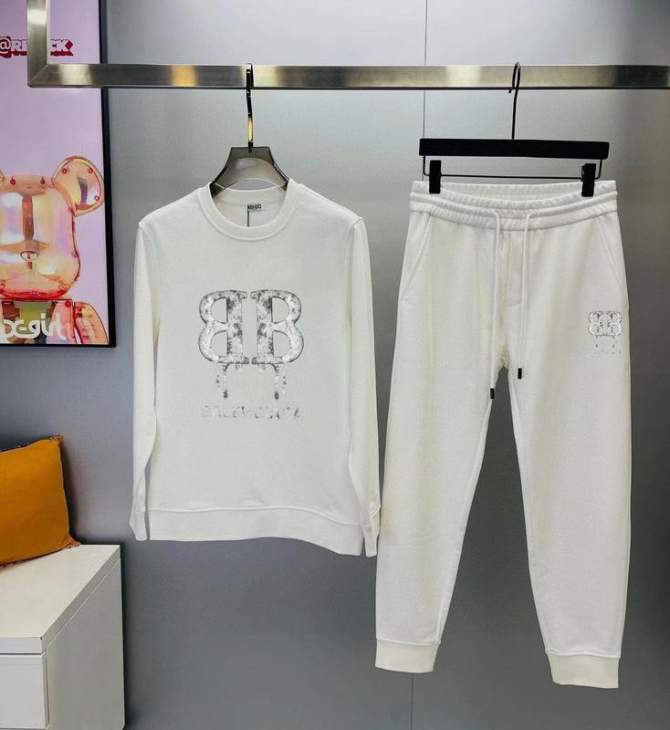 Picture of Balenciaga Sweater Suits _SKUBalenciagaM-5XLkdtr2137060